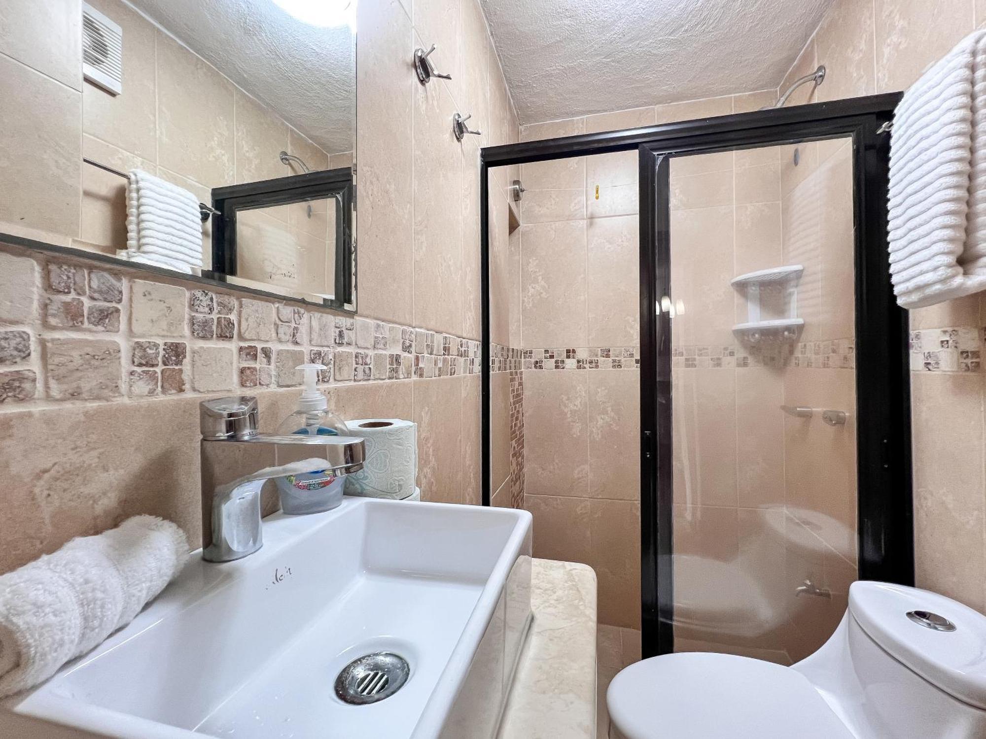 Bello Mar De Cancun, Beautiful 2Br 2Ba Condo Overlooking Beach Spectacular View! Exterior photo